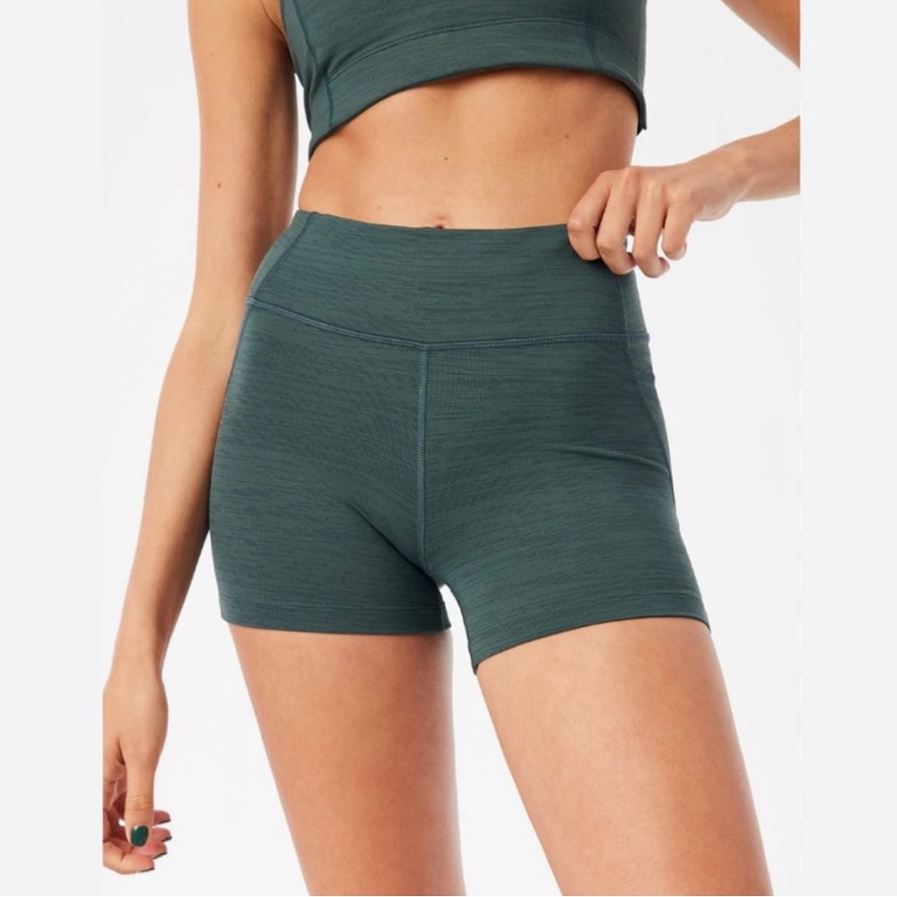 Outdoor Voices TechSweat™ 3.5 Short